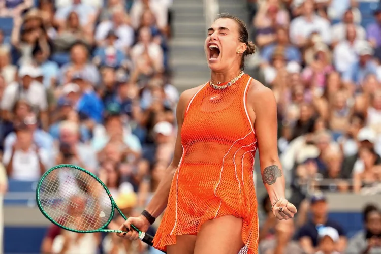 Sabalenka keeps hopes alive at U.S. Open